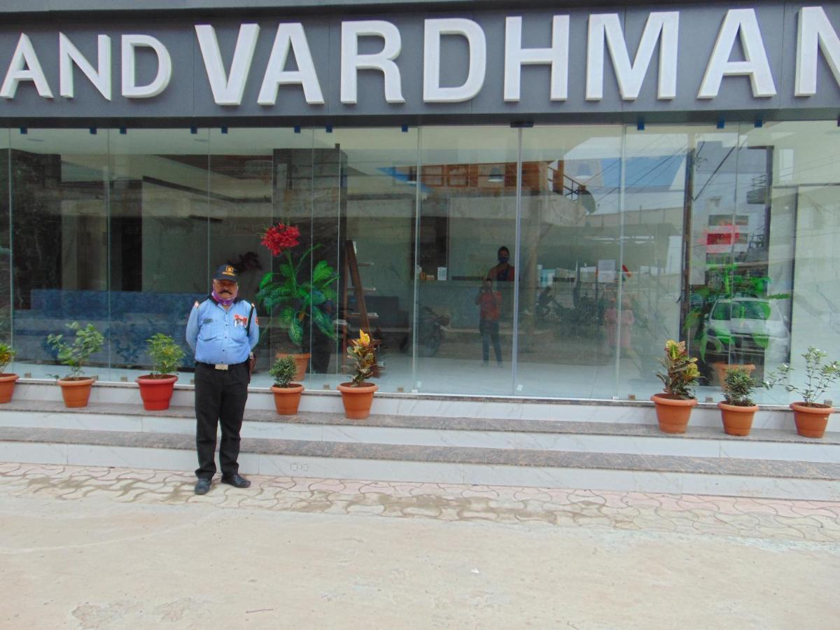 The Grand Vardhman Hotel Morbi Екстериор снимка
