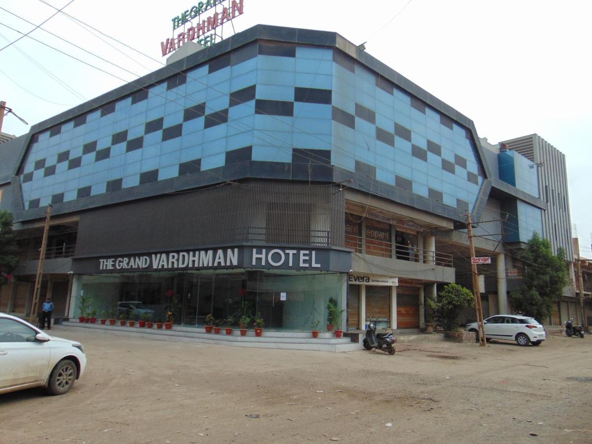 The Grand Vardhman Hotel Morbi Екстериор снимка