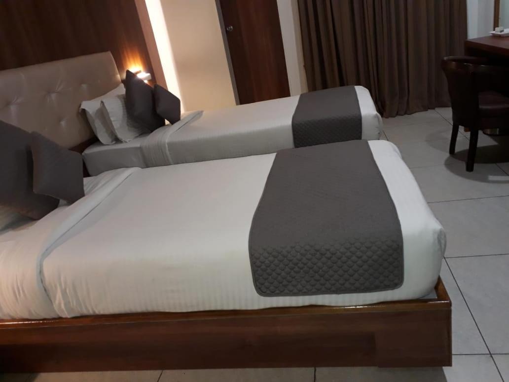 The Grand Vardhman Hotel Morbi Екстериор снимка