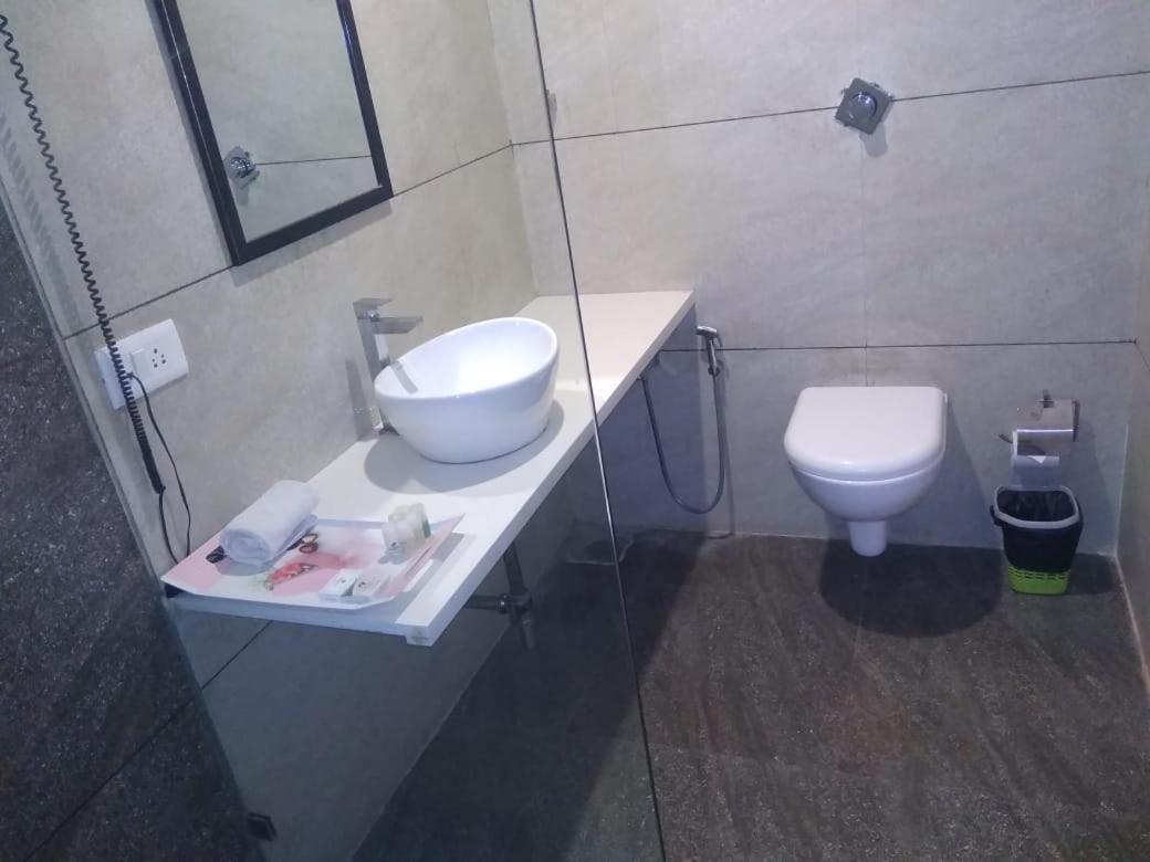 The Grand Vardhman Hotel Morbi Екстериор снимка